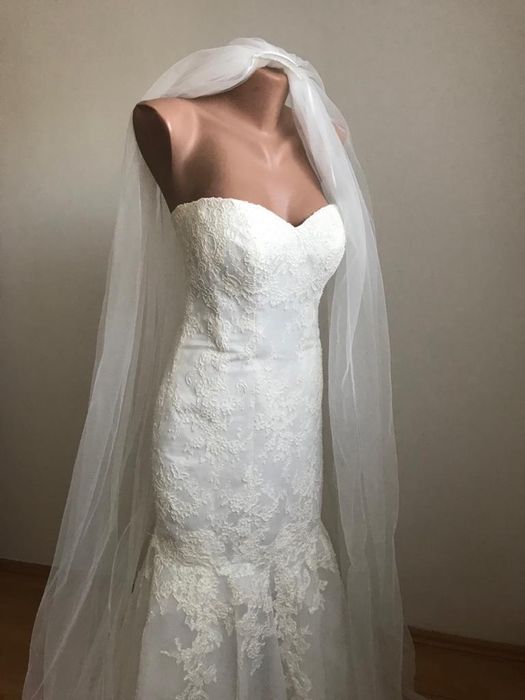 Vand rochie de mireasa din dantela, marimea S/M,  Natalia Vasiliev