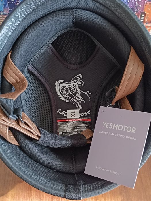 Мото шлем от китайского бренда JYT