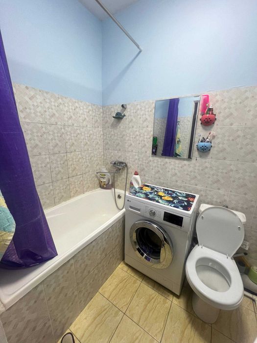 Buxoroda kvartira xonadon uy sotiladi 2 xonali 44m² 2-qavat.