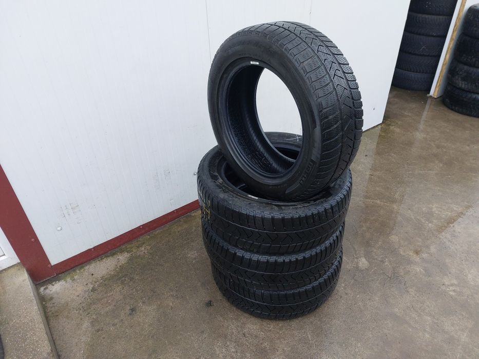 75 lei bucata! Set anvelope M+S/IARNA 205 60 16 Pirelli