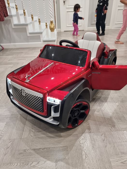 Детский перезаряжаемый электромобиль Rolls-Royce Phantom 
Like Rolls-R