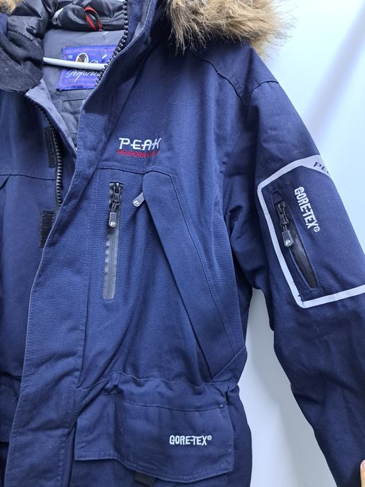 Geaca parka peak performance