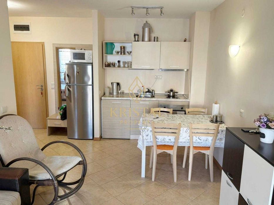 Продава се Двустаен апартамент в к.к. Слънчев бряг - 50 кв.м за 1820 €/кв.м - Снимка #1