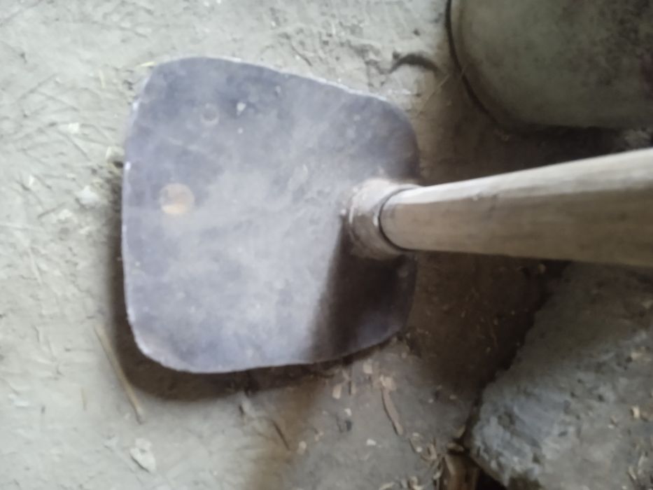 Курилиш ишларига малакали устолар