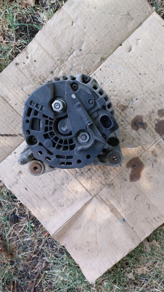 Алтернатор Bosch 06F 903 023F 140A Vw Seat Audi Skoda 2.0tdi 1.9tdi