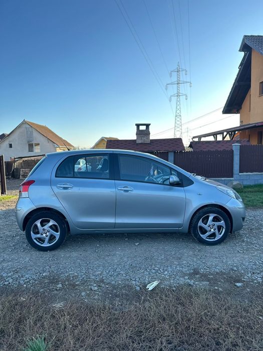 Toyota Yaris automata 1.3 benzina
