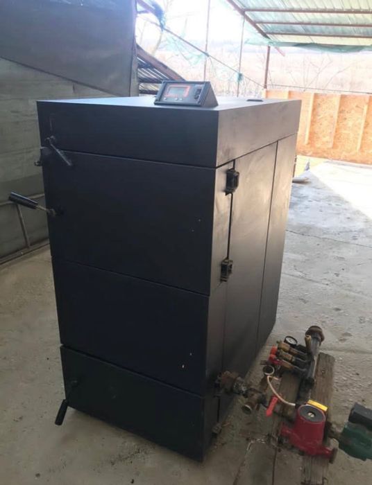 Centrală Ferroli pe lemne 25 kw gazeificare