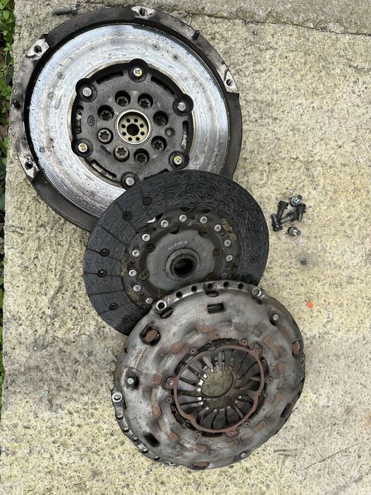 Маховик съединител Киа Спортидж / Kia Sportage