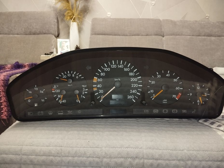 Приборная панель Мерседес w140