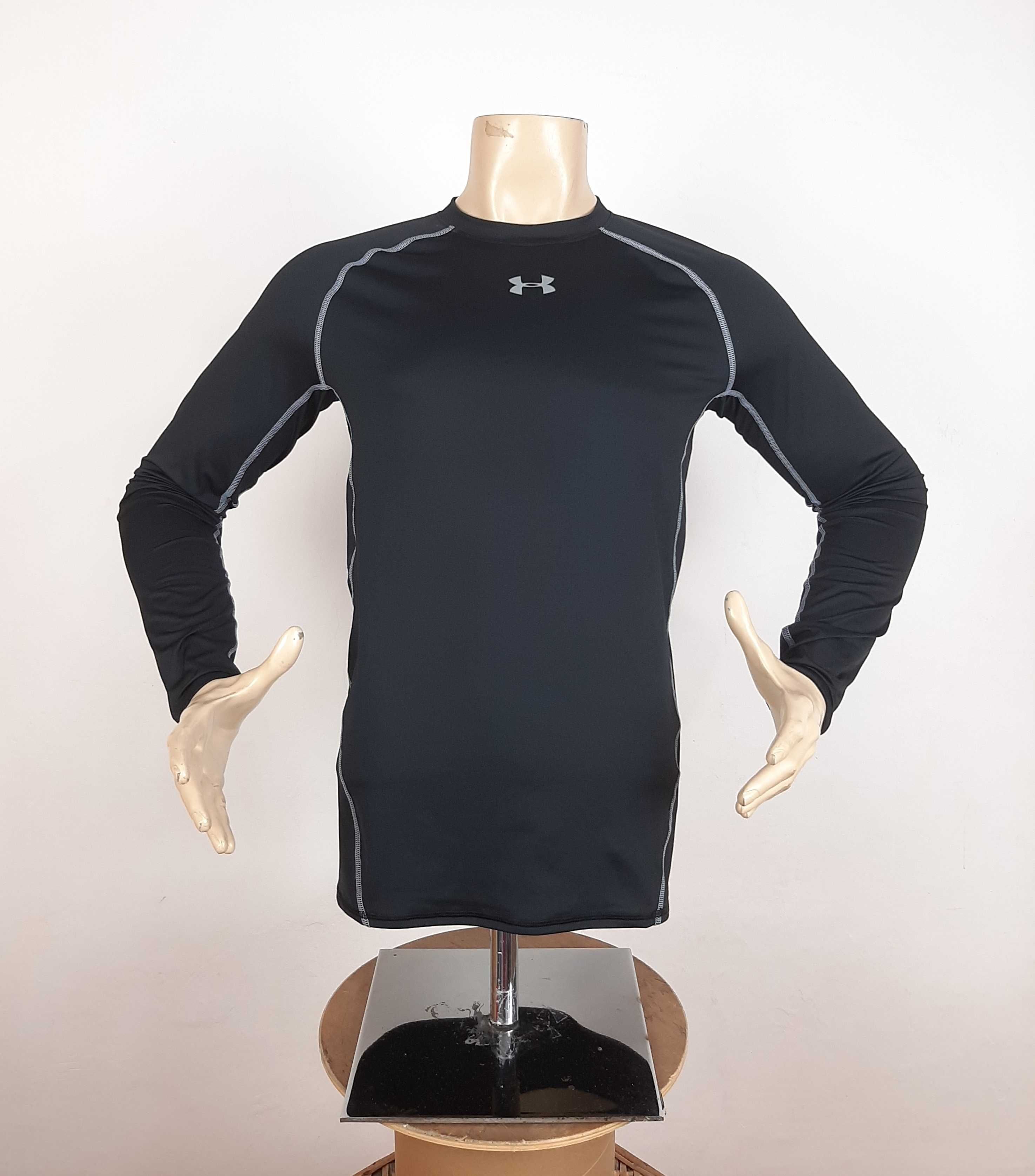 Under Armour HeatGear Compression - Оригинална мъжка блуза размер L
