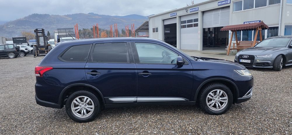 Mitsubishi Outlander 4x4 an 2016.