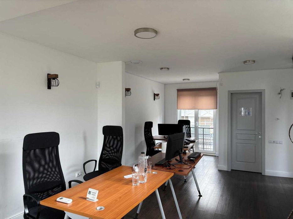 Inchiriez spatiu str.Rahovei