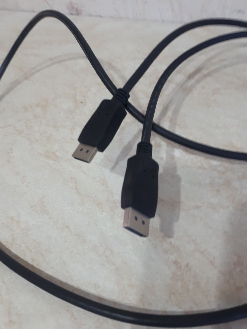 Видео кабель DisplayPort