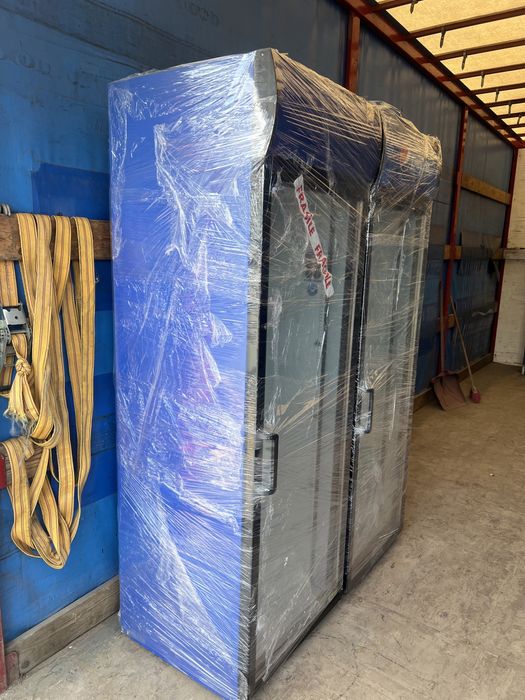 Vitrina frigorifica vreticala cu usa de sus pana jos 65cm latime