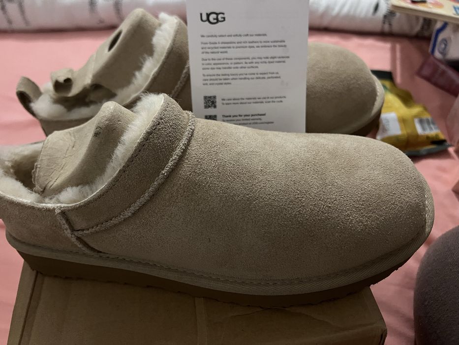 Ugg beige marimea 40