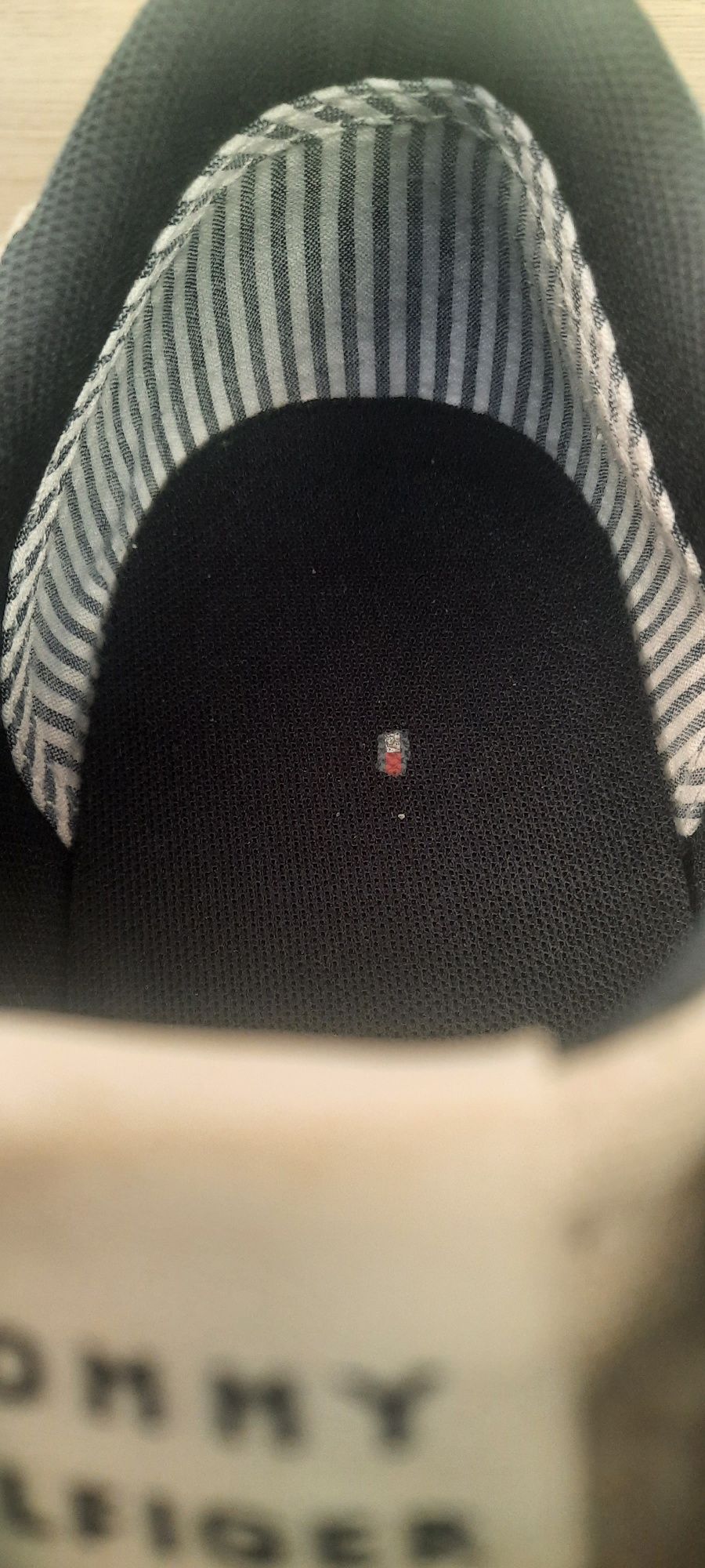 Кецове Tommy Hilfiger 48 номер ,32 см