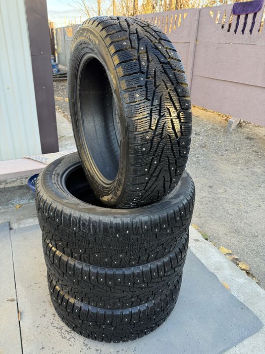 Шины шипованнные 225/55 18