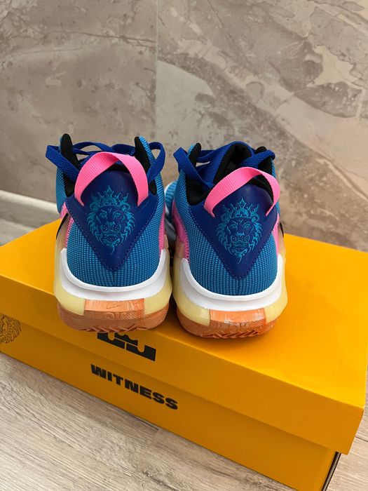 Баскетболни маратонки NIKE x Lebron Witness VII Blue/Multicolor