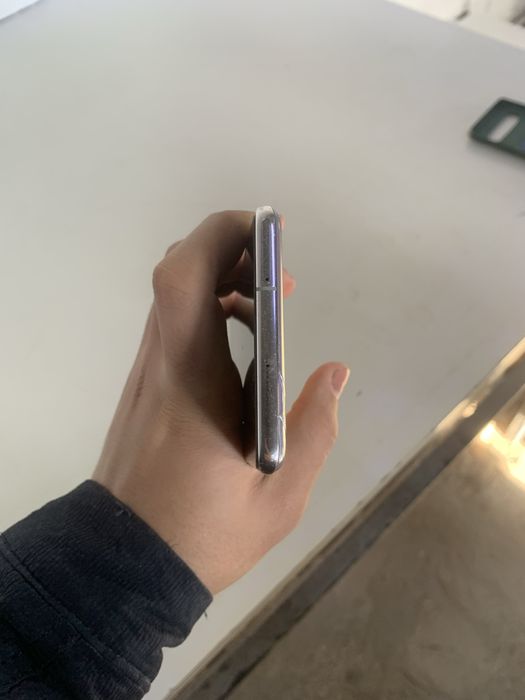 S10+5 G 512 Gb xotira xolati 10 dan /7