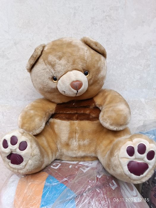 Плюшено мече кафяво