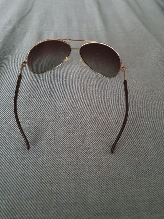 Слънчеви очила с УВ защита