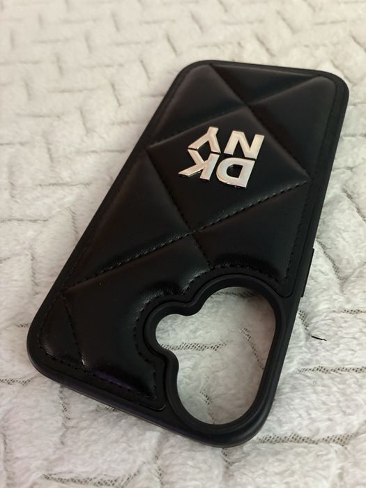 Husa iphone 16  DKNY originală!