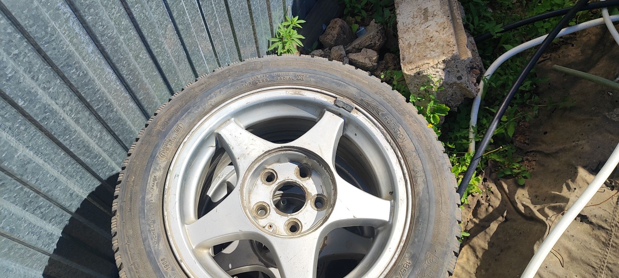 Продам диски R15 с резиной