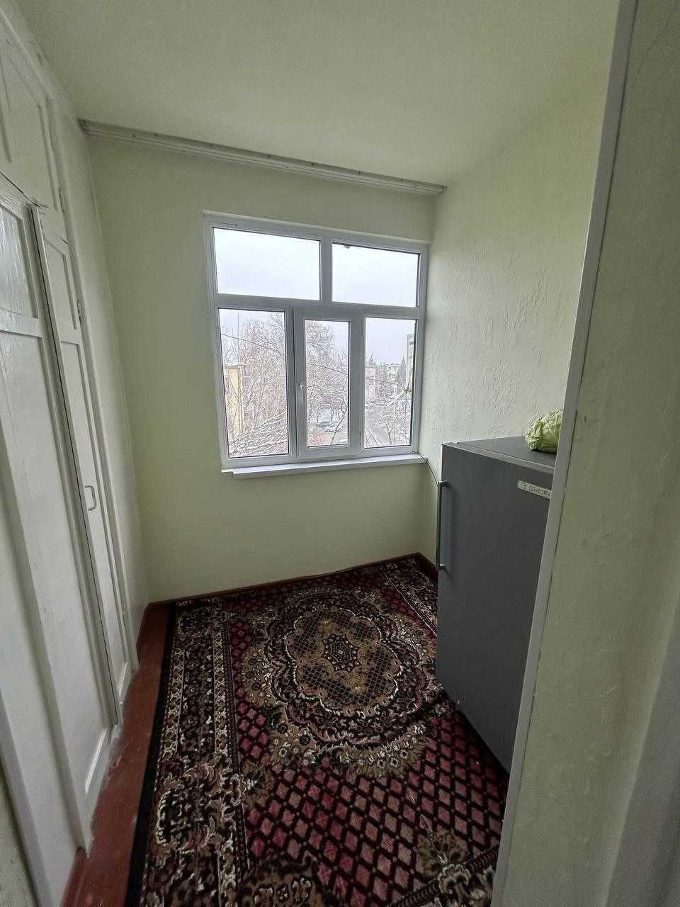 Aqlli tartibli 2 ta student qizlarga kichik xonacha beriladi
