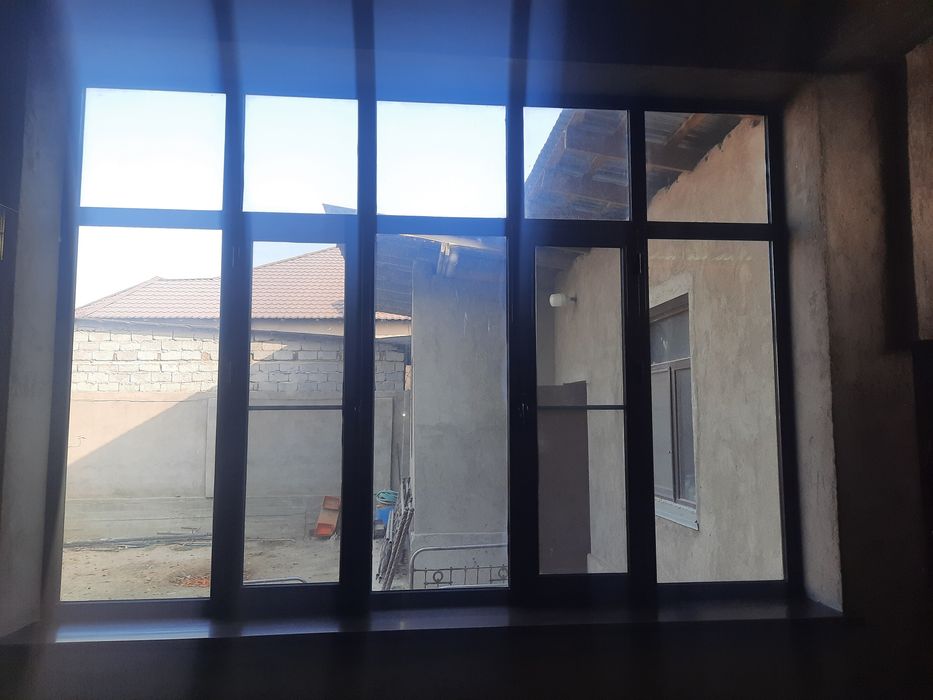 Окна витражи алюминиевые