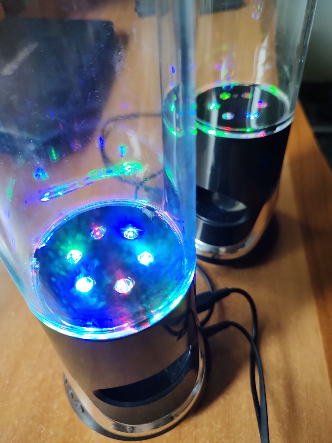 Water dancing speaker