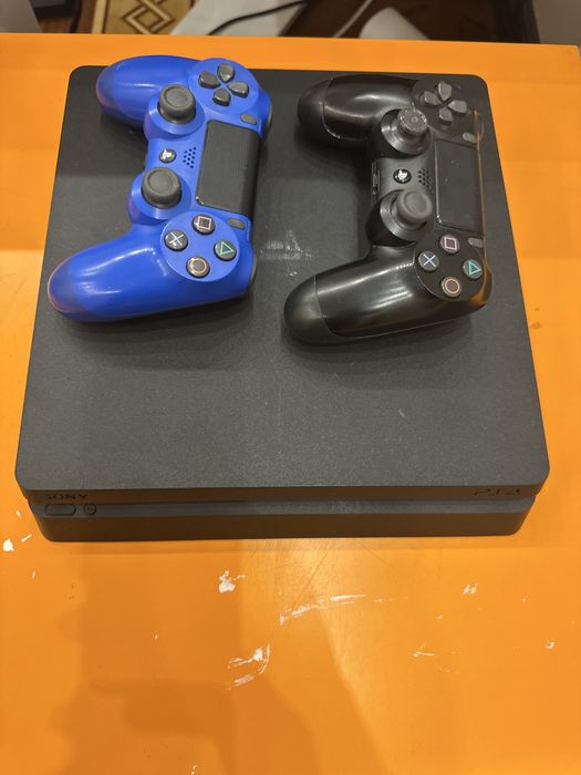Plastation 4 slim продам СРОЧНО