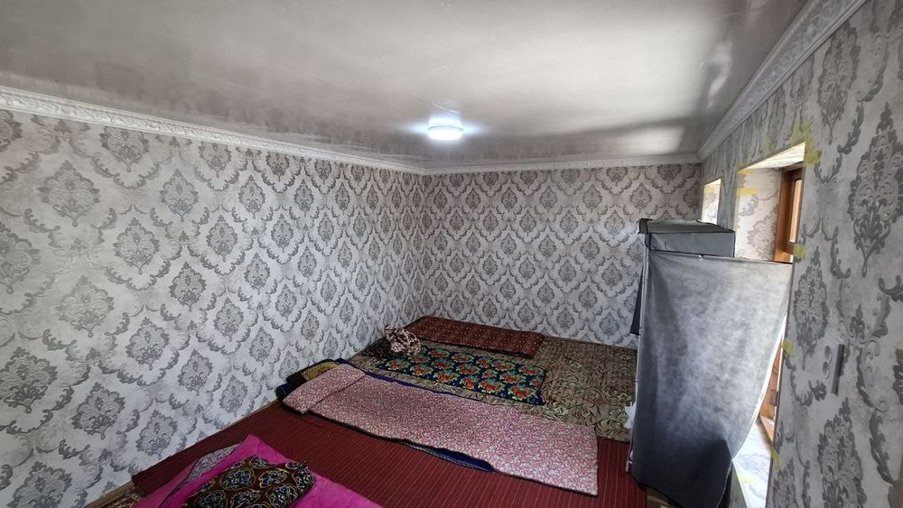 Bodomzorda uy sotiladi 5.63