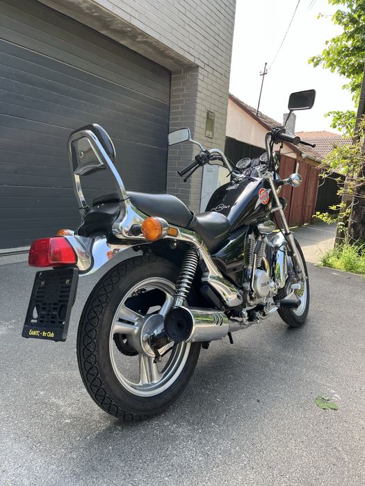Daelim vs 125 Chopper