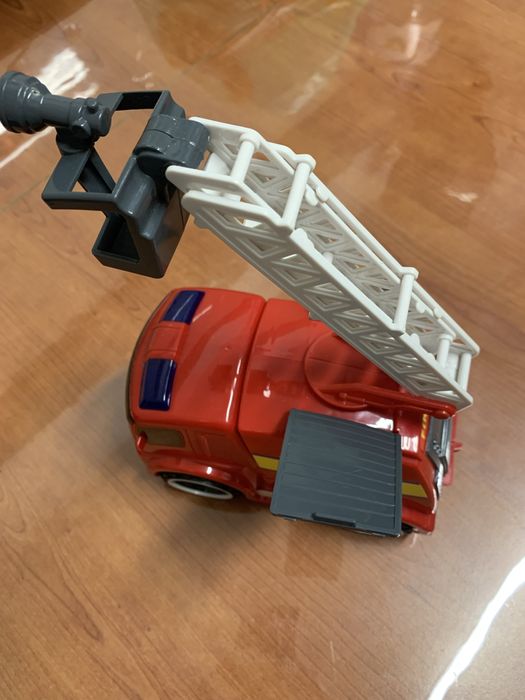 Masina de pompieri jucarie