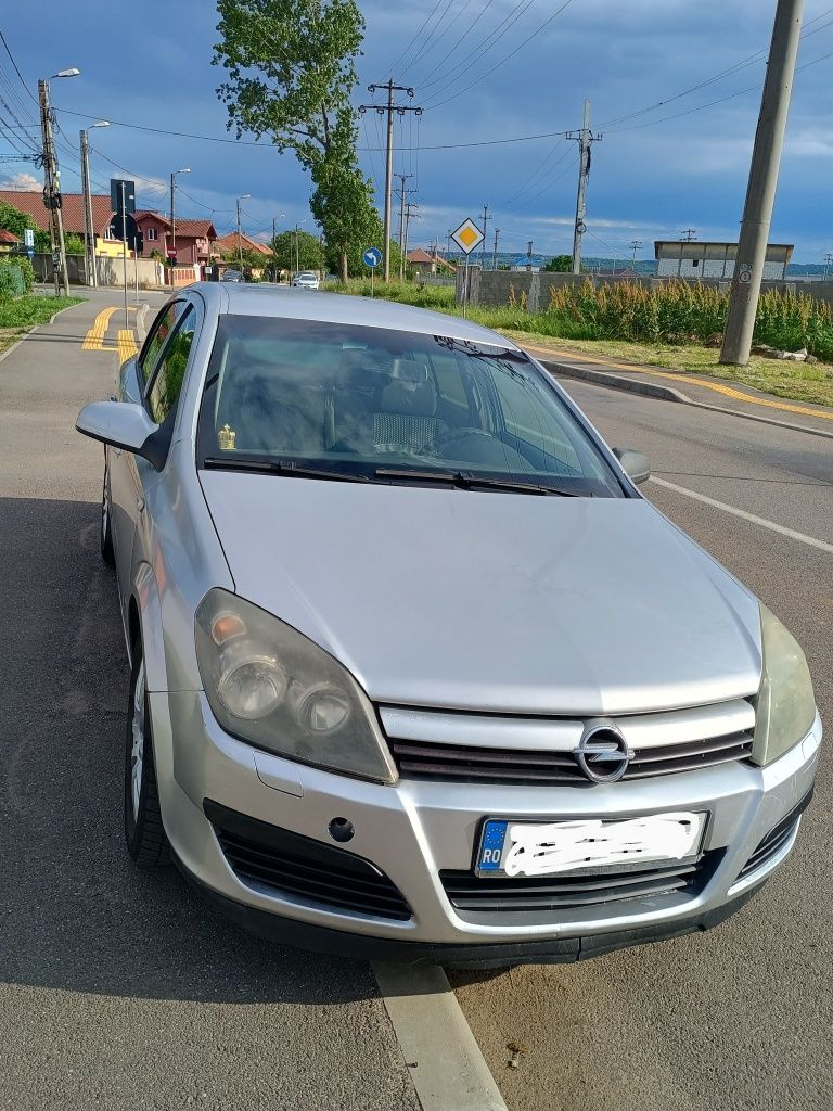 Opel Astra H 2004