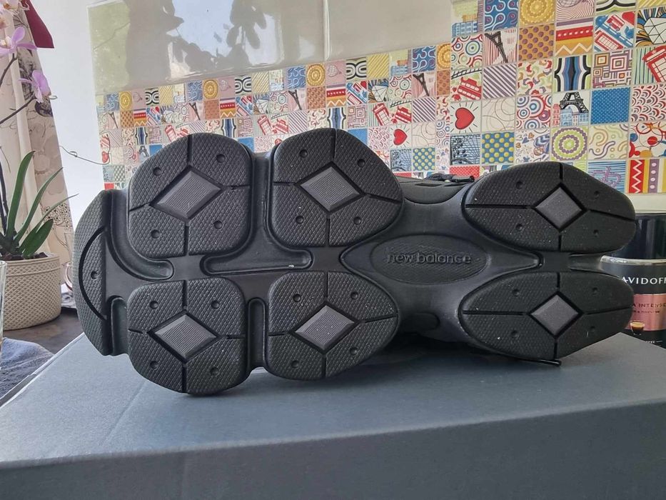 Adidasi new balance 9060