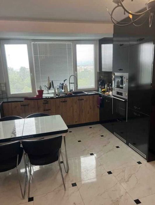 Продава се Тристаен апартамент в София, Белите брези - 108 кв.м за 1612 €/кв.м - Снимка #1