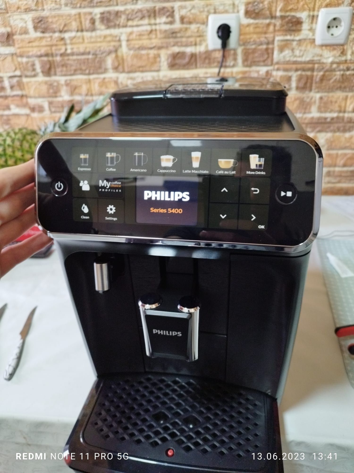 Philips seria 5400 expresor LatteGo