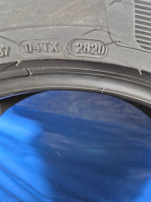 245/45/18 100v Michelin