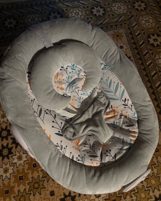 Scaun balansoar pentru bebelusi