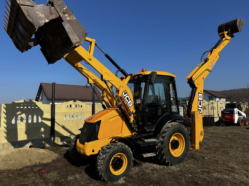 Buldoexcavator JCB 3CX