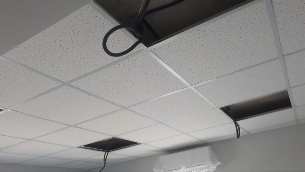 Монтаж подвесного потолка, армстронг, грильято, реечный, люк салон