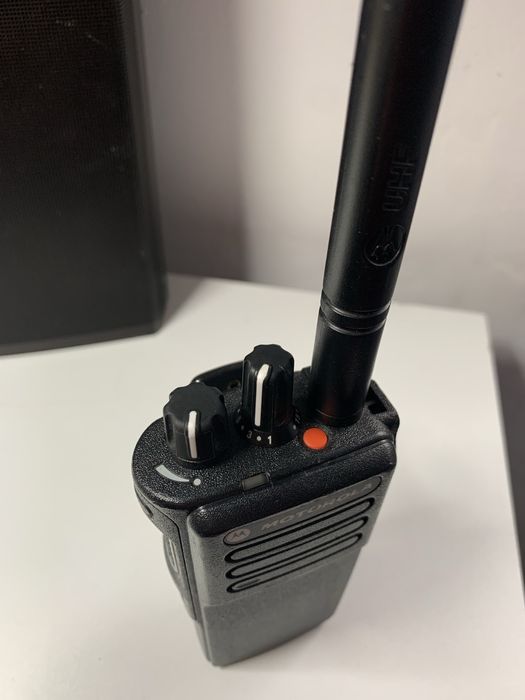 Statie Radio UHF Motorola DP4400e Statie Emisie Receptie