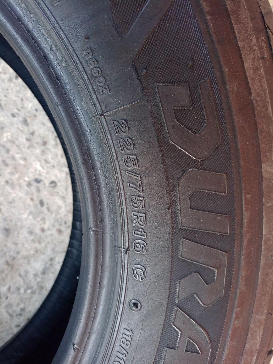 2 anvelope Bridgestone 225/75 R16C dot 0118