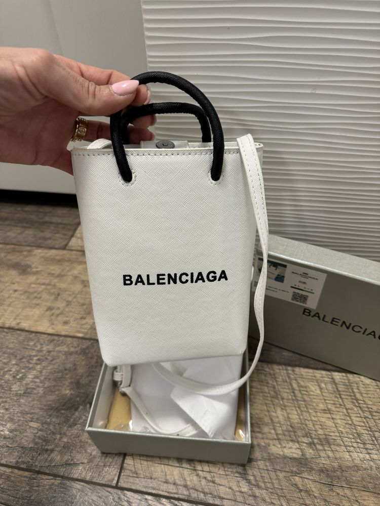 Дамска чанта Balenciaga