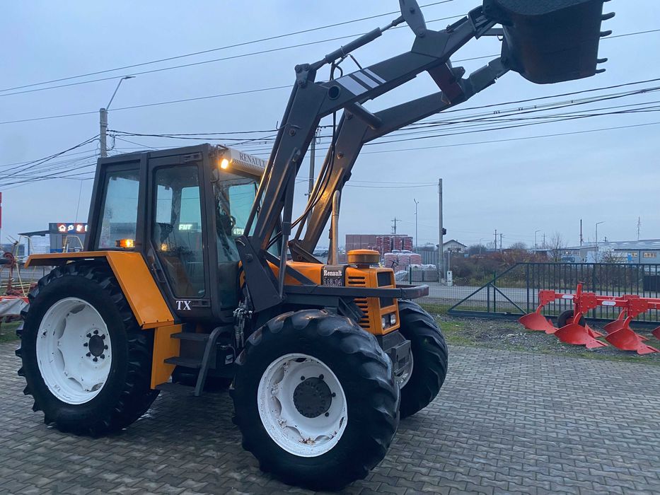 Tractor Renault 113.14 TX 4x4 cu incarcator frontal