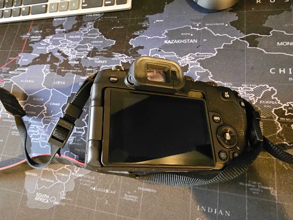 Canon EOS RP full-frame