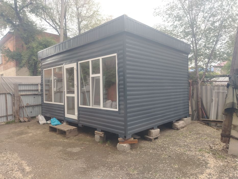 Продам павильон размер 5.5на 4