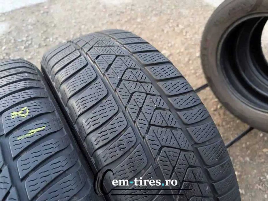 SET 2 Anvelope Iarna 205/60 R16 PIRELLI Sottozero 3 96H