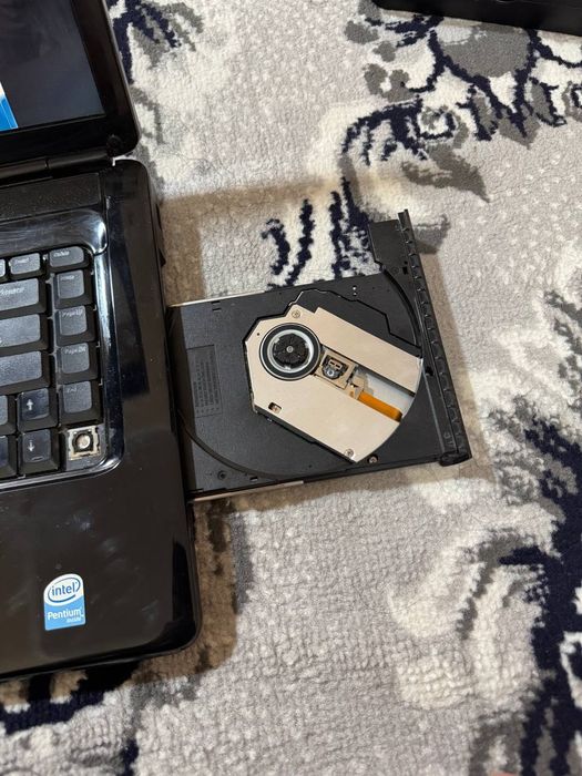 Срочно продаётся ноутбук в хорошем состояни